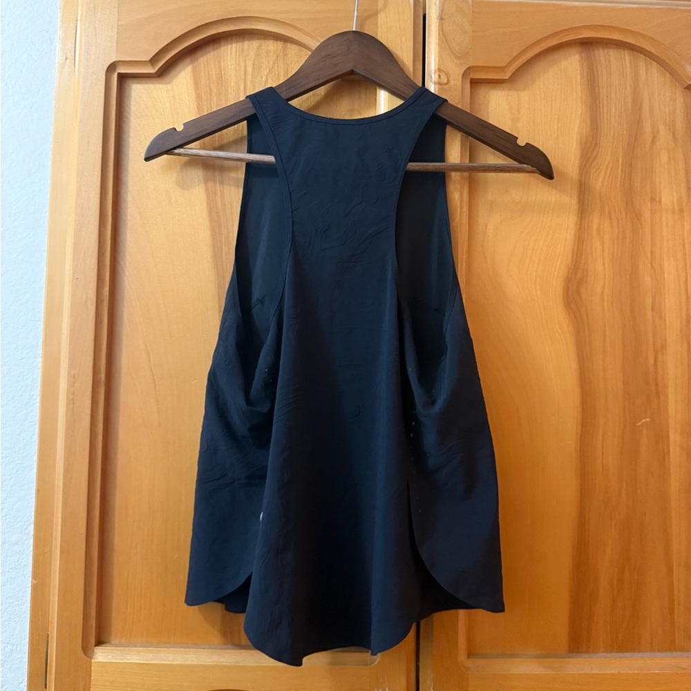 Lululemon Tank Top - Picture 8 of 8